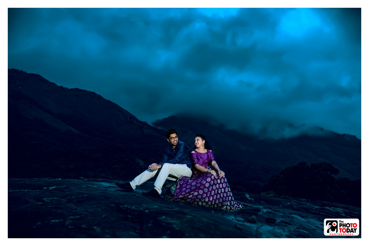 This couple ".Suganya & Sibi" looks like a sunshine on a rainy day,